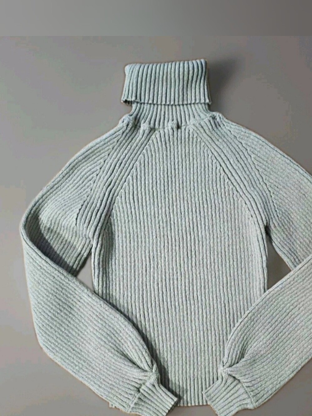 SHEIN Women’s Small Gray Ribbed Turtleneck Pullover Sweater